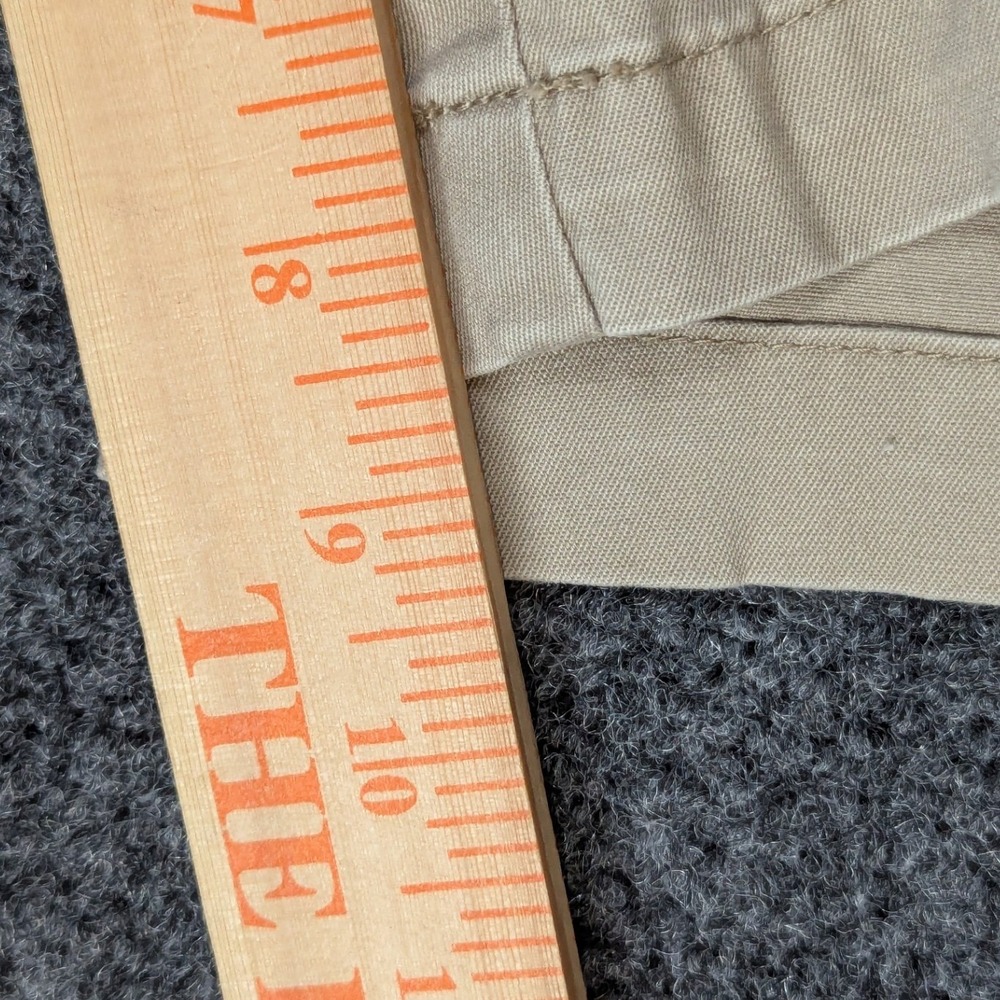 Vineyard Vines Mens Breaker Short Khaki Tan Chino Size 28 1H0462 - Picture 8 of 12